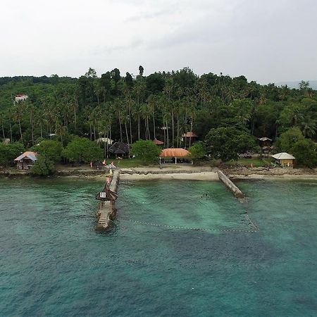 Punta Del Sol Araceli Beach Resort Samal Exterior photo