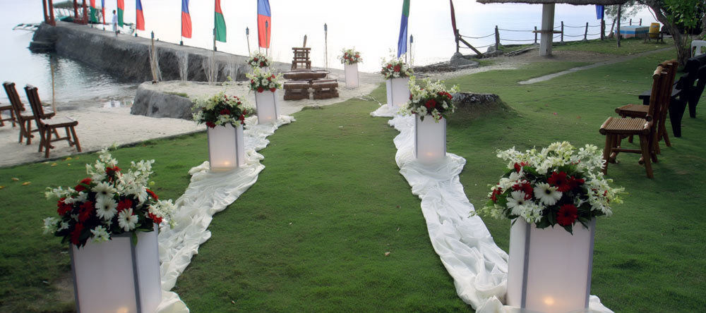 Punta Del Sol Araceli Beach Resort Samal Exterior photo