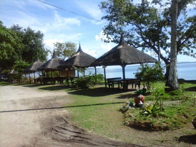 Punta Del Sol Araceli Beach Resort Samal Exterior photo