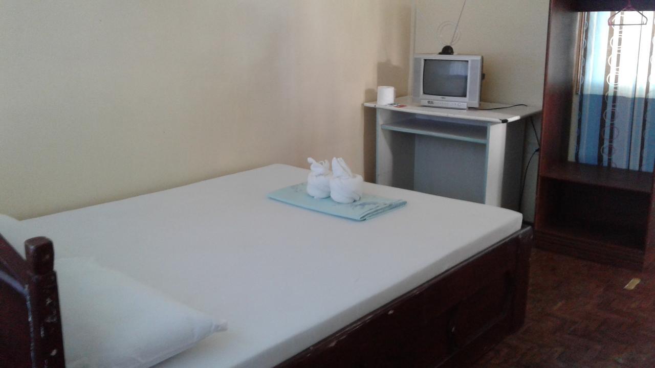 Punta Del Sol Araceli Beach Resort Samal Exterior photo