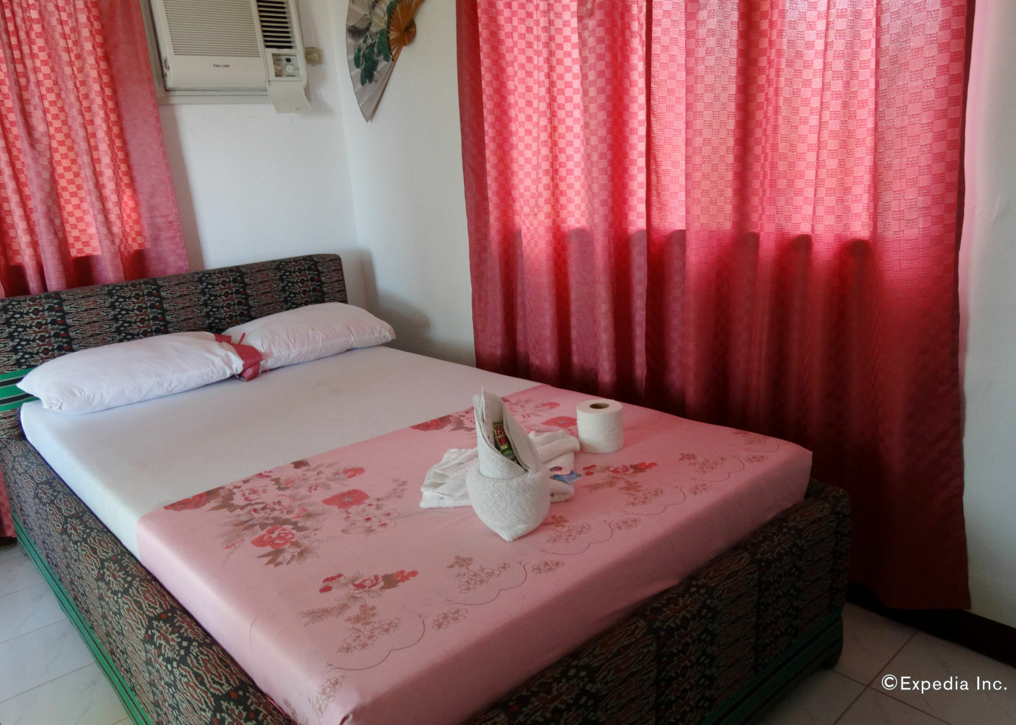 Punta Del Sol Araceli Beach Resort Samal Exterior photo