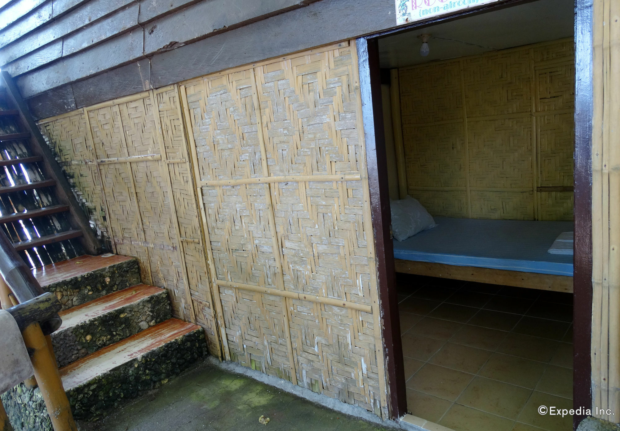 Punta Del Sol Araceli Beach Resort Samal Exterior photo